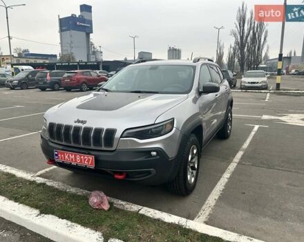 Серый Джип Чероки, объемом двигателя 1.99 л и пробегом 132 тыс. км за 18500 $, фото 1 на Automoto.ua