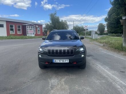 Сірий Джип Cherokee, об'ємом двигуна 3.2 л та пробігом 147 тис. км за 19000 $, фото 1 на Automoto.ua