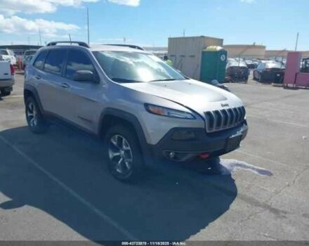 Сірий Джип Cherokee, об'ємом двигуна 2.4 л та пробігом 34 тис. км за 3000 $, фото 1 на Automoto.ua