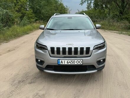 Серый Джип Чероки, объемом двигателя 2.36 л и пробегом 69 тыс. км за 15500 $, фото 1 на Automoto.ua