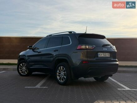 Сірий Джип Cherokee, об'ємом двигуна 2.36 л та пробігом 140 тис. км за 16300 $, фото 1 на Automoto.ua