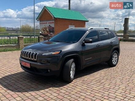 Серый Джип Чероки, объемом двигателя 2.4 л и пробегом 193 тыс. км за 13700 $, фото 1 на Automoto.ua