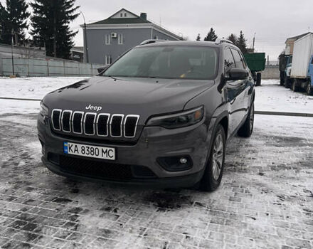 Серый Джип Чероки, объемом двигателя 2.36 л и пробегом 177 тыс. км за 16200 $, фото 1 на Automoto.ua