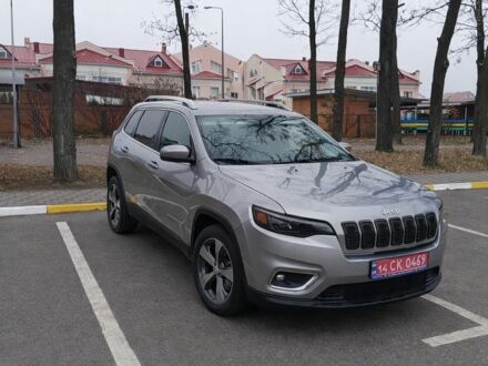 Серый Джип Чероки, объемом двигателя 2.4 л и пробегом 196 тыс. км за 14799 $, фото 1 на Automoto.ua