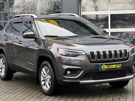 Джип Чероки 2018 в Ивано-Франковске на Automoto.ua Серый Джип Чероки, объемом двигателя 3.2 л и пробегом 32 тыс. км за 18999 $, фото 1 на Automoto.ua