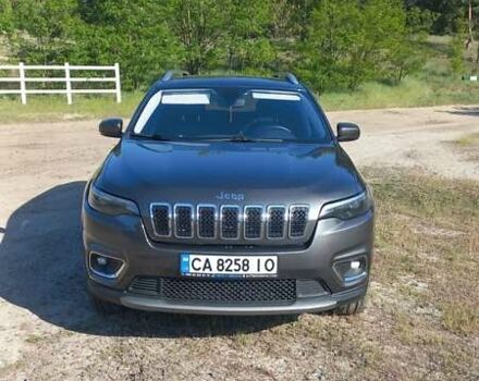 Сірий Джип Cherokee, об'ємом двигуна 3.24 л та пробігом 77 тис. км за 15800 $, фото 1 на Automoto.ua