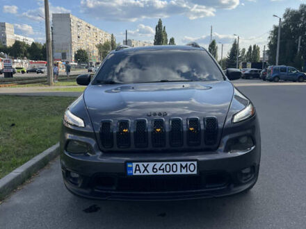 Джип Чероки 2018 в Харькове на Automoto.ua Серый Джип Чероки, объемом двигателя 2.36 л и пробегом 230 тыс. км за 13950 $, фото 1 на Automoto.ua