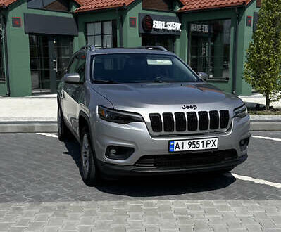 Джип Cherokee 2018 у Києві на Automoto.ua Сірий Джип Cherokee, об'ємом двигуна 3.24 л та пробігом 136 тис. км за 16400 $, фото 1 на Automoto.ua