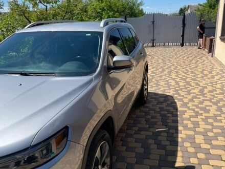 Сірий Джип Cherokee, об'ємом двигуна 2.36 л та пробігом 186 тис. км за 15800 $, фото 1 на Automoto.ua