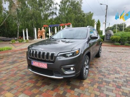 Серый Джип Чероки, объемом двигателя 3 л и пробегом 199 тыс. км за 15256 $, фото 1 на Automoto.ua