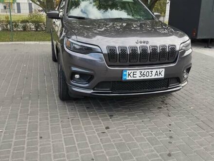 Джип Чероки 2019 в Каменское - Днепродзержинск на Automoto.ua Серый Джип Чероки, объемом двигателя 3.24 л и пробегом 133 тыс. км за 18000 $, фото 1 на Automoto.ua