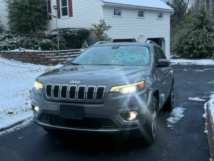 Серый Джип Чероки, объемом двигателя 3.2 л и пробегом 33 тыс. км за 7500 $, фото 1 на Automoto.ua