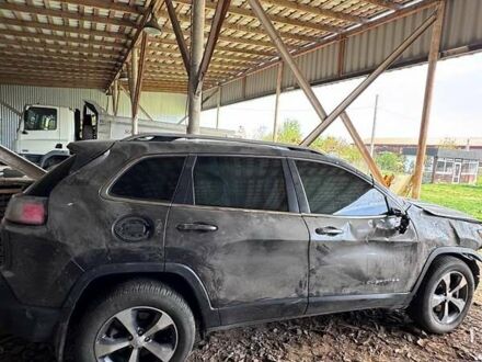 Джип Cherokee 2019 у Умани на Automoto.ua Сірий Джип Cherokee, об'ємом двигуна 3.2 л та пробігом 100 тис. км за 9000 $, фото 1 на Automoto.ua