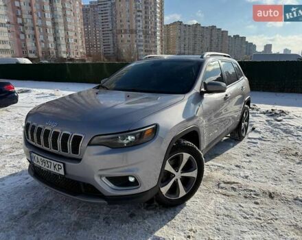 Серый Джип Чероки, объемом двигателя 3.24 л и пробегом 90 тыс. км за 20500 $, фото 1 на Automoto.ua