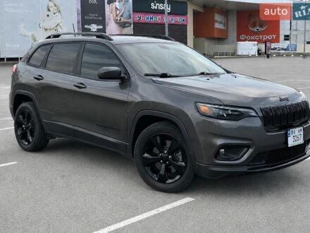 Сірий Джип Cherokee, об'ємом двигуна 2.36 л та пробігом 83 тис. км за 16900 $, фото 1 на Automoto.ua