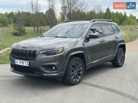 Сірий Джип Cherokee, об'ємом двигуна 3.24 л та пробігом 96 тис. км за 18400 $, фото 1 на Automoto.ua
