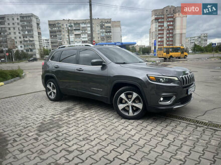 Джип Cherokee 2019 у Сумах на Automoto.ua Сірий Джип Cherokee, об'ємом двигуна 3.24 л та пробігом 164 тис. км за 18500 $, фото 1 на Automoto.ua