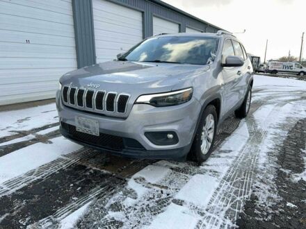Джип Чероки 2019 в Вышгороде на Automoto.ua Серый Джип Чероки, объемом двигателя 0 л и пробегом 43 тыс. км за 19000 $, фото 1 на Automoto.ua