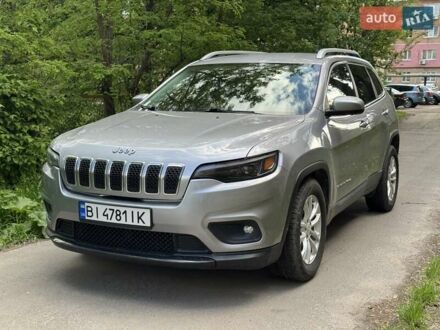 Джип Cherokee 2019 у Полтаві на Automoto.ua Сірий Джип Cherokee, об'ємом двигуна 2.36 л та пробігом 102 тис. км за 15600 $, фото 1 на Automoto.ua