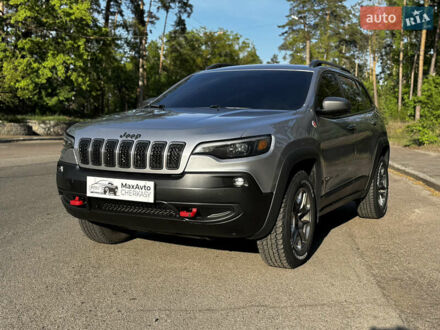 Джип Чероки 2019 в Черкассах на Automoto.ua Серый Джип Чероки, объемом двигателя 3.24 л и пробегом 94 тыс. км за 19800 $, фото 1 на Automoto.ua