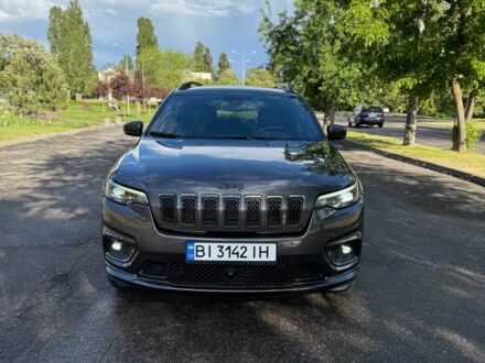 Сірий Джип Cherokee, об'ємом двигуна 3.2 л та пробігом 17 тис. км за 22199 $, фото 1 на Automoto.ua