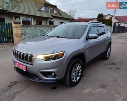 Серый Джип Чероки, объемом двигателя 3.2 л и пробегом 205 тыс. км за 15700 $, фото 1 на Automoto.ua