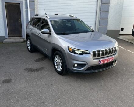 Серый Джип Чероки, объемом двигателя 2.4 л и пробегом 103 тыс. км за 15950 $, фото 1 на Automoto.ua