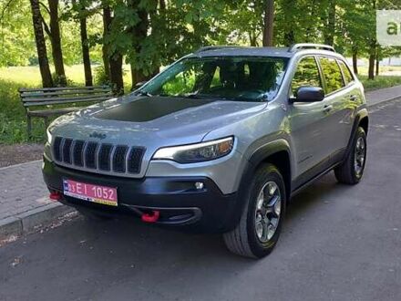 Сірий Джип Cherokee, об'ємом двигуна 2 л та пробігом 235 тис. км за 16300 $, фото 1 на Automoto.ua