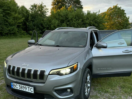 Джип Чероки 2019 в Бродах на Automoto.ua Серый Джип Чероки, объемом двигателя 2.36 л и пробегом 124 тыс. км за 16900 $, фото 1 на Automoto.ua