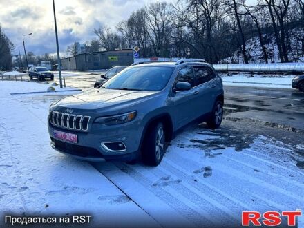 Серый Джип Чероки, объемом двигателя 2.4 л и пробегом 159 тыс. км за 17500 $, фото 1 на Automoto.ua