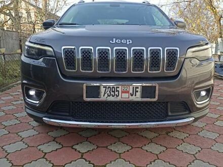 Джип Cherokee 2019 у Хмельнике на Automoto.ua Сірий Джип Cherokee, об'ємом двигуна 2.36 л та пробігом 28 тис. км за 19199 $, фото 1 на Automoto.ua