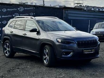 Серый Джип Чероки, объемом двигателя 3.2 л и пробегом 182 тыс. км за 14800 $, фото 1 на Automoto.ua