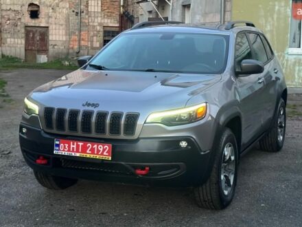 Серый Джип Чероки, объемом двигателя 3.2 л и пробегом 224 тыс. км за 14700 $, фото 1 на Automoto.ua