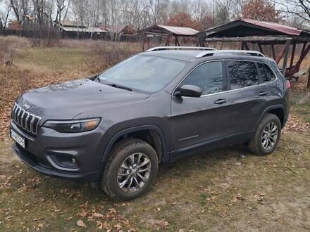 Серый Джип Чероки, объемом двигателя 2.36 л и пробегом 133 тыс. км за 18300 $, фото 1 на Automoto.ua