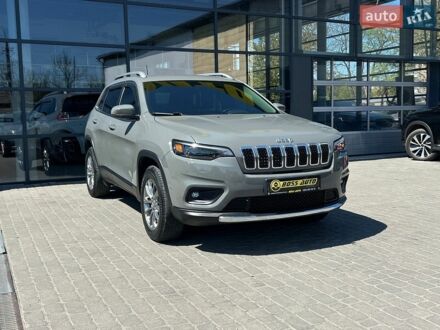 Серый Джип Чероки, объемом двигателя 3.24 л и пробегом 100 тыс. км за 18300 $, фото 1 на Automoto.ua
