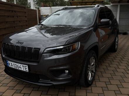 Сірий Джип Cherokee, об'ємом двигуна 2 л та пробігом 134 тис. км за 16000 $, фото 1 на Automoto.ua