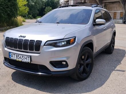 Сірий Джип Cherokee, об'ємом двигуна 2.4 л та пробігом 143 тис. км за 12990 $, фото 1 на Automoto.ua