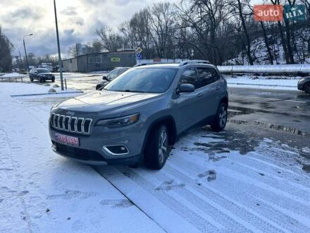 Серый Джип Чероки, объемом двигателя 2.36 л и пробегом 159 тыс. км за 17500 $, фото 1 на Automoto.ua