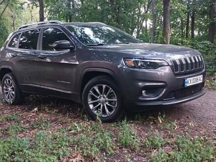Сірий Джип Cherokee, об'ємом двигуна 2.4 л та пробігом 156 тис. км за 17195 $, фото 1 на Automoto.ua