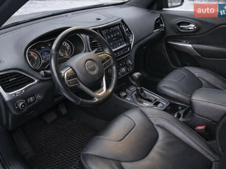 Сірий Джип Cherokee, об'ємом двигуна 2 л та пробігом 83 тис. км за 26500 $, фото 1 на Automoto.ua