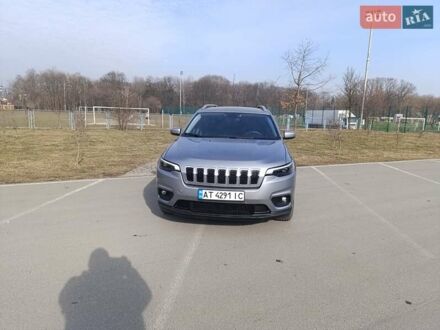 Джип Чероки 2019 в Ивано-Франковске на Automoto.ua Серый Джип Чероки, объемом двигателя 2.36 л и пробегом 107 тыс. км за 15100 $, фото 1 на Automoto.ua