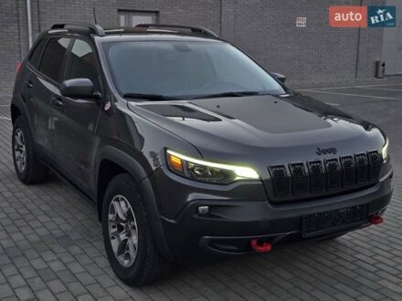 Джип Cherokee 2020 у Костополе на Automoto.ua Сірий Джип Cherokee, об'ємом двигуна 3.24 л та пробігом 79 тис. км за 18999 $, фото 1 на Automoto.ua