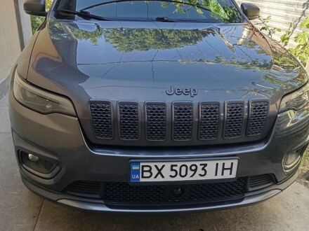 Сірий Джип Cherokee, об'ємом двигуна 3.24 л та пробігом 62 тис. км за 22500 $, фото 1 на Automoto.ua