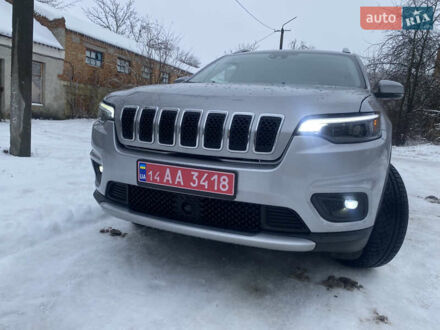 Серый Джип Чероки, объемом двигателя 3.24 л и пробегом 64 тыс. км за 19999 $, фото 1 на Automoto.ua