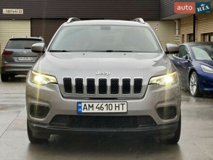 Сірий Джип Cherokee, об'ємом двигуна 2.36 л та пробігом 102 тис. км за 14200 $, фото 1 на Automoto.ua