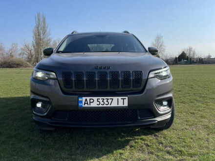 Сірий Джип Cherokee, об'ємом двигуна 2.36 л та пробігом 28 тис. км за 19500 $, фото 1 на Automoto.ua