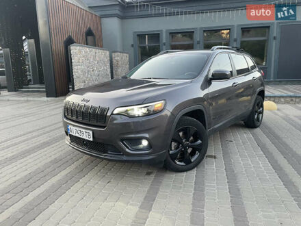 Джип Чероки 2021 в Белой Церкве на Automoto.ua Серый Джип Чероки, объемом двигателя 2.36 л и пробегом 80 тыс. км за 17800 $, фото 1 на Automoto.ua
