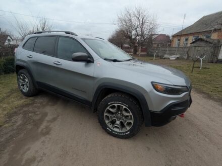 Серый Джип Чероки, объемом двигателя 0 л и пробегом 137 тыс. км за 17900 $, фото 1 на Automoto.ua