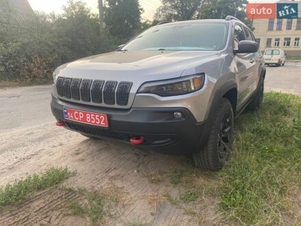 Сірий Джип Cherokee, об'ємом двигуна 3.2 л та пробігом 145 тис. км за 18800 $, фото 1 на Automoto.ua