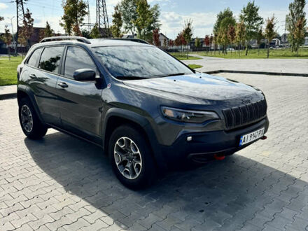 Джип Чероки 2021 в Киеве на Automoto.ua Серый Джип Чероки, объемом двигателя 3.2 л и пробегом 114 тыс. км за 19300 $, фото 1 на Automoto.ua